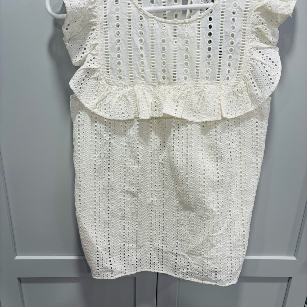 Banana Republic Womens Eyelet Ruffle Flutter Sleeveless  100% Cotton NWT Size M